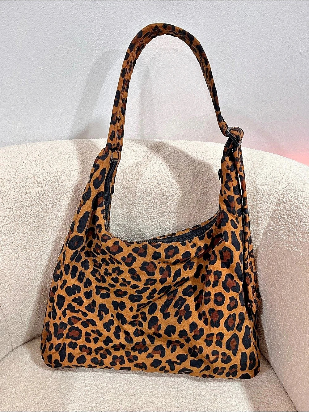 BAGGU Regular Size Nylon Shoulder Bag Leopard Print Like New